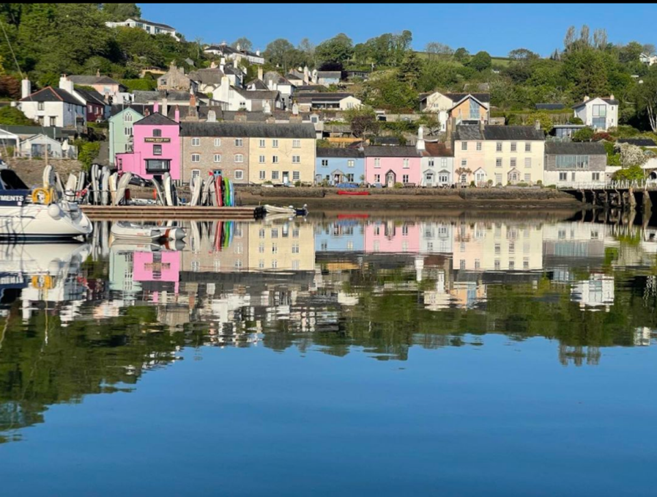 Pink-fronted Ferry Boat Inn is a great starting point for a hike (Ferry Boat Inn / Sam Littman)