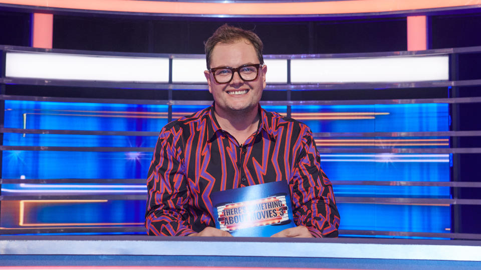 Alan Carr hosts film-based panel show 'There's Something About Movies'. (Credit: Justin Downing/Sky/NOW)
