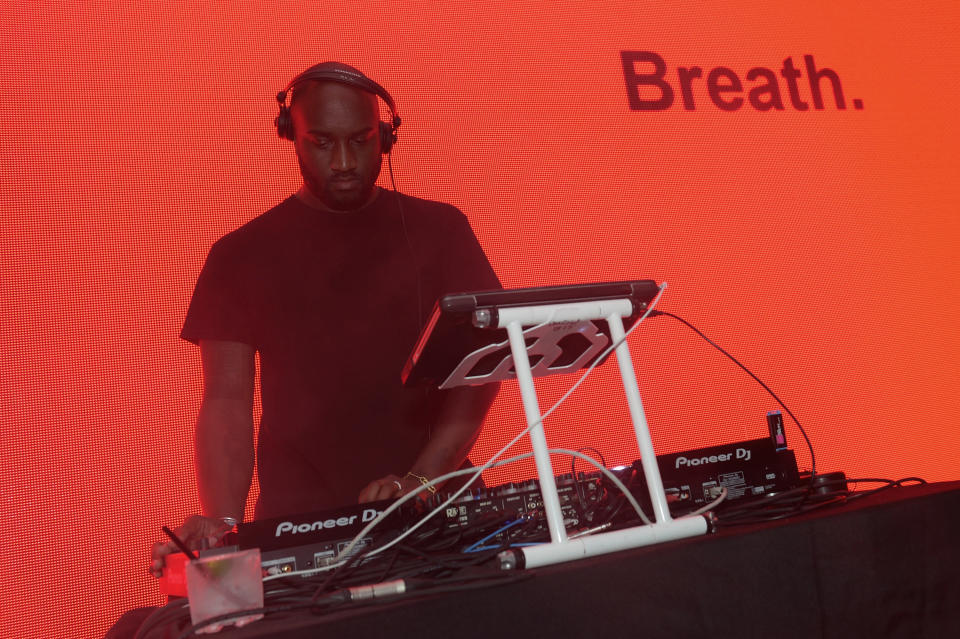 Der Designer ist ein gut gebuchter DJ, legt auf gefeierten Szene-Partys auf. (Bild: Getty Images)