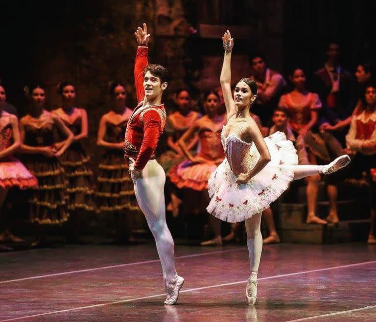 Lucas Erni en "Don Quijote", hace siete años atrás, con el Ballet Nacional del Sodre; el rol de Basilio le dio muchas alegrías desde el comienzo en su carrera