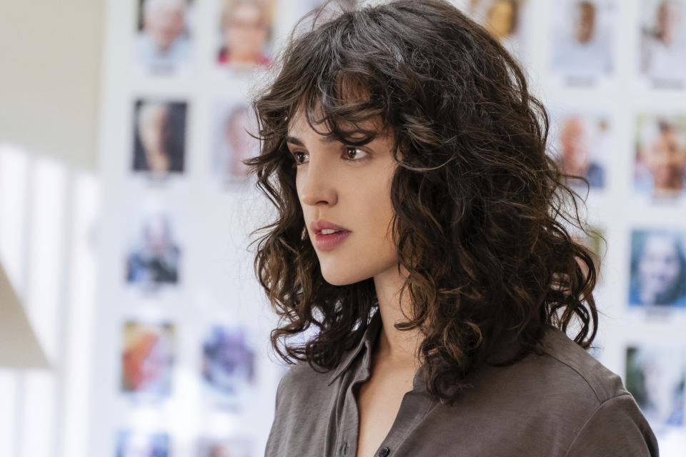 This image released by Netflix shows Eiza González in a scene from "I Care A Lot." (Seacia Pavao/Netflix via AP)