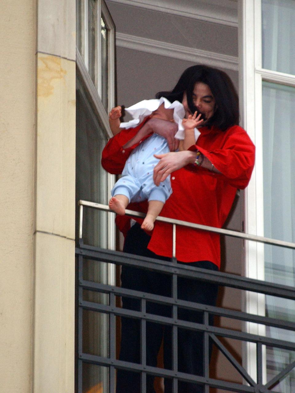 Michael Jackson’s son, Blanket