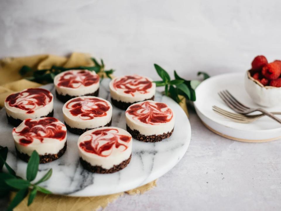 Fresh, light, vegan and no bake? These raw cheesecakes are the perfect guilt-free treat (Truvia)