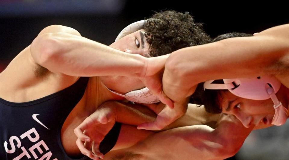 Penn State’s Beau Bartlett wrestles Michigan State’s Jordan Hamdan in a 141 lb quarterfinal match of the Big Ten Wresting Championships at the Xfinity Center at the University of Maryland on Saturday, March 9, 2024. Abby Drey/adrey@centredaily.com