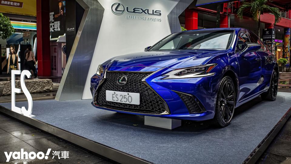 2022 Lexus ES精緻升級全新上市！不可忽視的日式豪華格局！