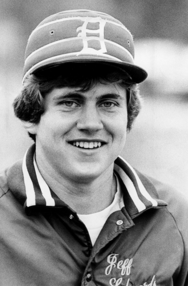 DuPont High School pitcher Jeff Edwards poses at the school in Nashville on May 6, 1981.