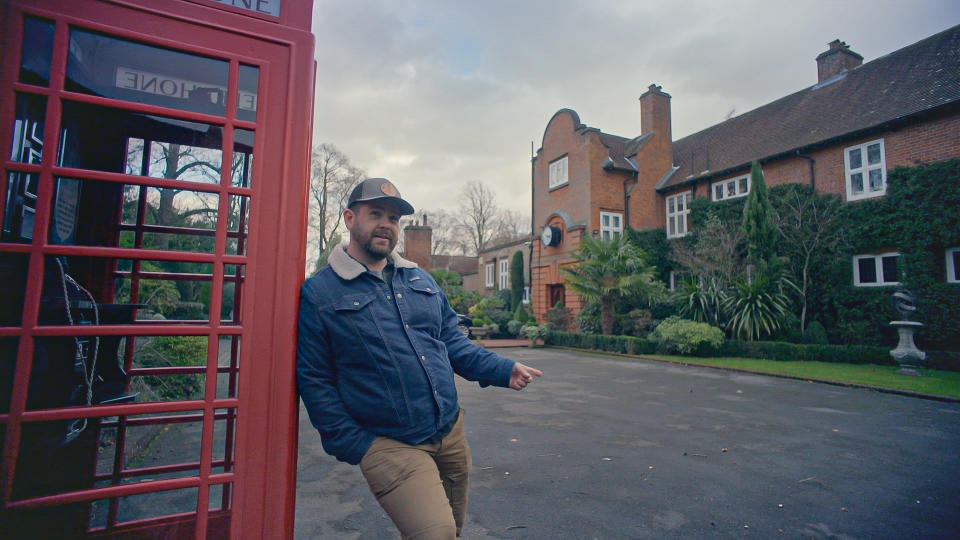 Jack outside Welders House