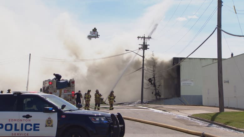 More than 100 firefighters battle blaze in south Edmonton industrial area