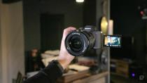 <p>Sony A7 IV full-frame mirrorless camera review</p> 