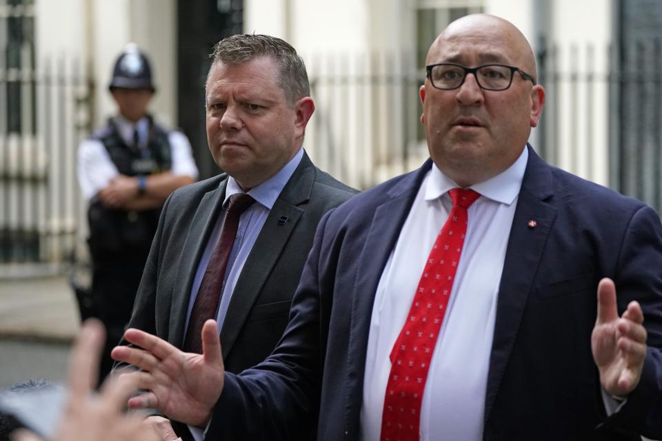 Chairman of the Police Federation John Apter (left) and Ken Marsh, chairman of the Metropolitan Police Federation speak to the media after delivering a letter (Victoria Jones/PA) (PA Wire)