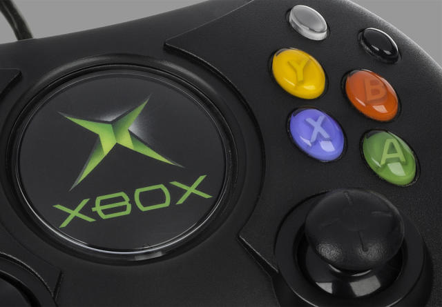 The Xbox 360 Controller Is Making A Comeback For Xbox Series X