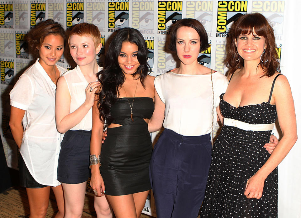 2010 Comic Con Panels Jamie Chung Emily browling Vanessa Hudgens Jena Malone Carla Gugino