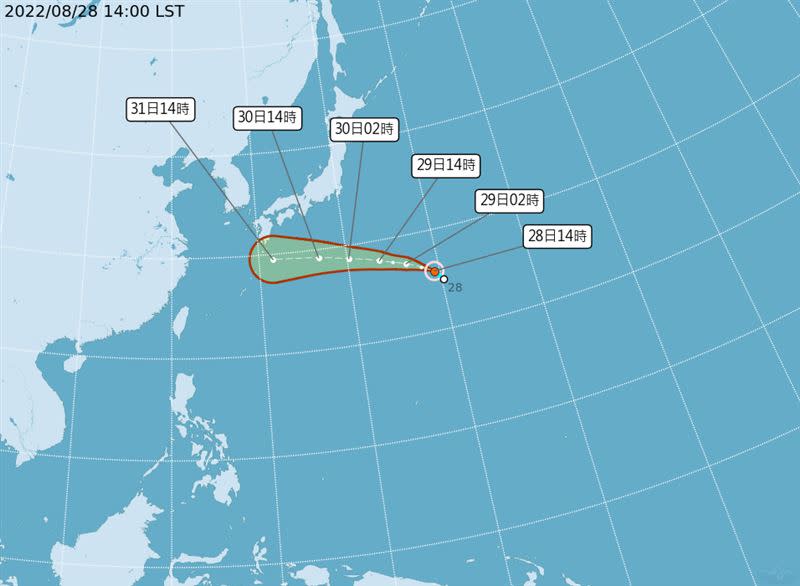第11號颱風「軒嵐諾」（國際命名: HINNAMNOR），預測朝西北移動，對台灣無直接影響。（圖／翻攝自氣象局）