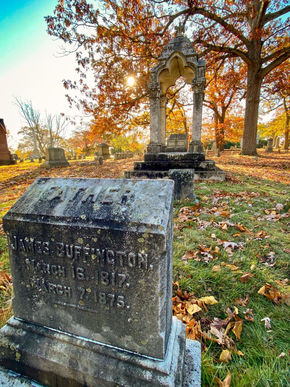 The grave of Fall River's first mayor, James Buffinton, is in Oak Grove Cemetery. Although his last name was originally spelled Buffinton, he later added a G.