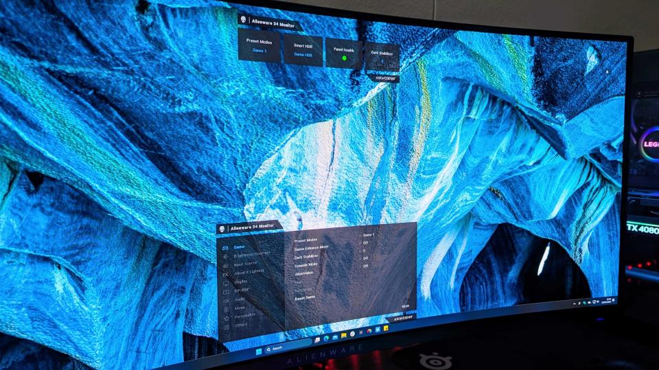 Image of the Alienware 34 Curved QD-OLED Gaming Monitor (AW3423DWF).