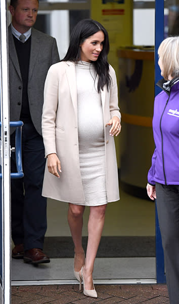 meghan-markle-baby-bump-in-white-dress