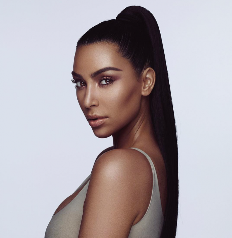 Kim Kardashian launcht Beauty-Marke KKW Beauty (Bild: Kim Kardashian Instagram) 