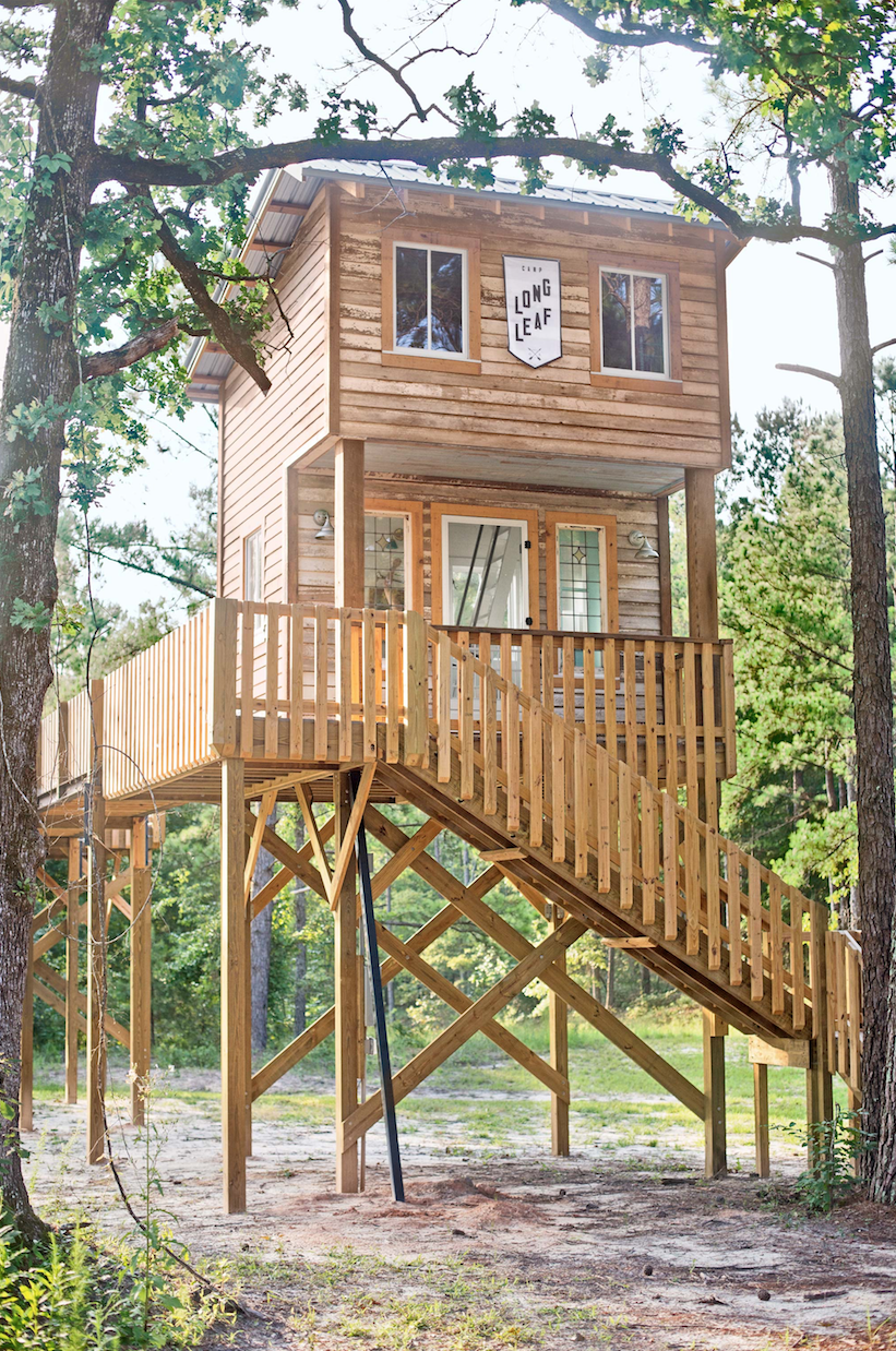 <p>The family of Atlanta-based designer and blogger Joni Lay makes spectacular summer memories at this two-story hideaway set among towering Georgia pines. Built by her father for his grandkids, it's a beautiful and altogether magical place to grow up.</p><p><a class="link " href="https://www.amazon.com/PAVILIA-Microplush-Functional-Lightweight-Wearable/dp/B0786XQQMJ/?tag=syn-yahoo-20&ascsubtag=%5Bartid%7C10050.g.1887%5Bsrc%7Cyahoo-us" rel="nofollow noopener" target="_blank" data-ylk="slk:SHOP BLANKET SWEATSHIRTS;elm:context_link;itc:0;sec:content-canvas">SHOP BLANKET SWEATSHIRTS</a></p>