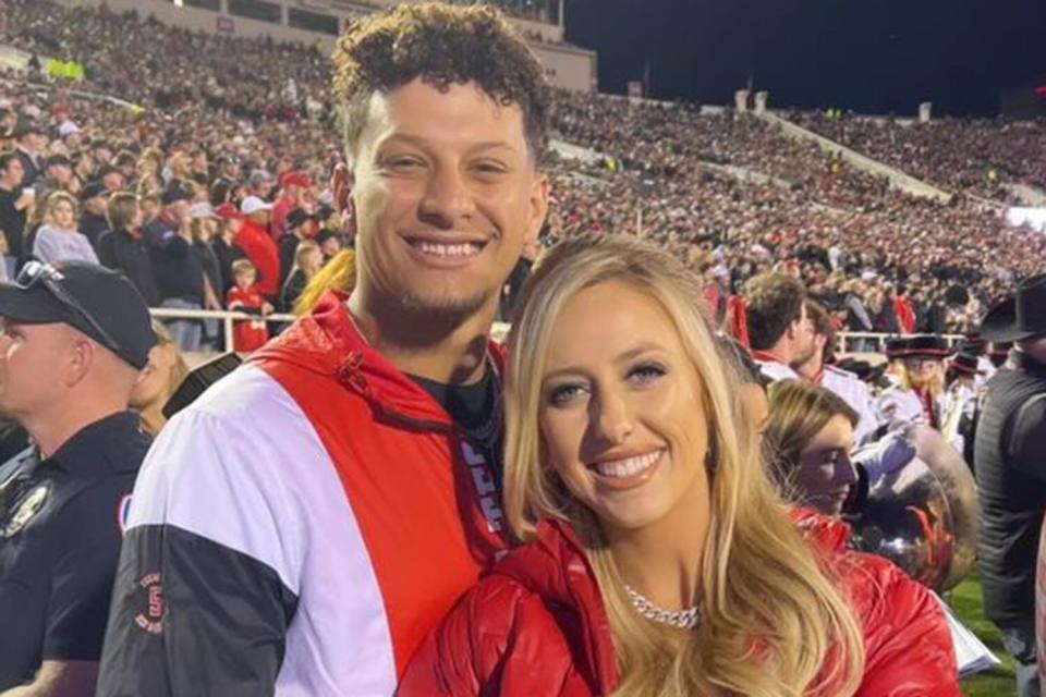 Patrick Mahomes and Wife Brittany Welcome Baby Boy, Son Patrick 'Bronze ...