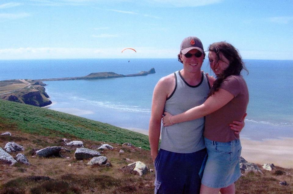 Welsh Couple Fatally Shot on Honeymoon in Antigua