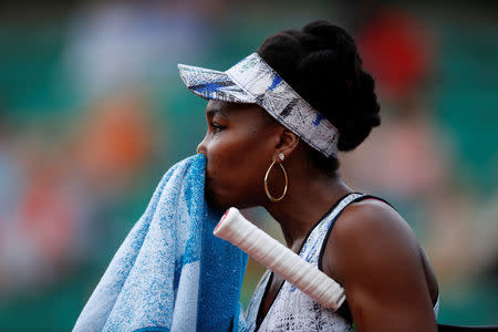 Tennis - French Open - Roland Garros, Paris, France - June 2, 2017 USA's Venus Williams during her third round match against Belgium's Elise Mertens Reuters / Christian Hartmann