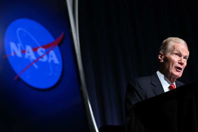 El administrador de la NASA, Bill Nelson, hizo el anuncio después de que un comité emitiera un informe en el que pedía a la agencia que se esforzara más para recopilar información sobre los FANI . (ANDREW CABALLERO-REYNOLDS / AFP)