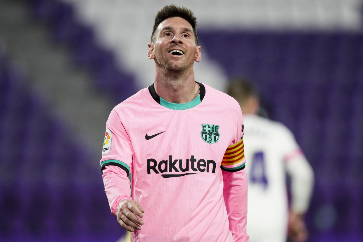 , SPAIN - DECEMBER 22: Lionel Messi of FC Barcelona during the La Liga Santander  match between Real Valladolid v FC Barcelona on December 22, 2020 (Photo by David S. Bustamante/Soccrates/Getty Images)