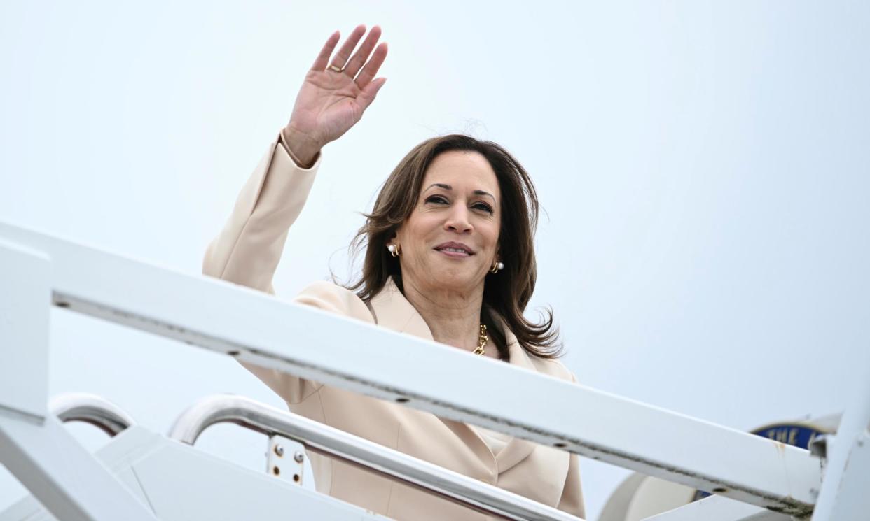 <span>Kamala Harris boards Air Force Two on Wednesday.</span><span>Photograph: Brendan Smialowski/AP</span>