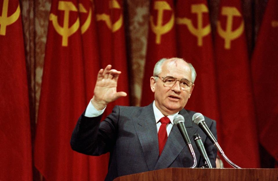 Russia Obit Gorbachev: Russia Obit Gorbachev (Copyright 1990 The Associated Press. All rights reserved)