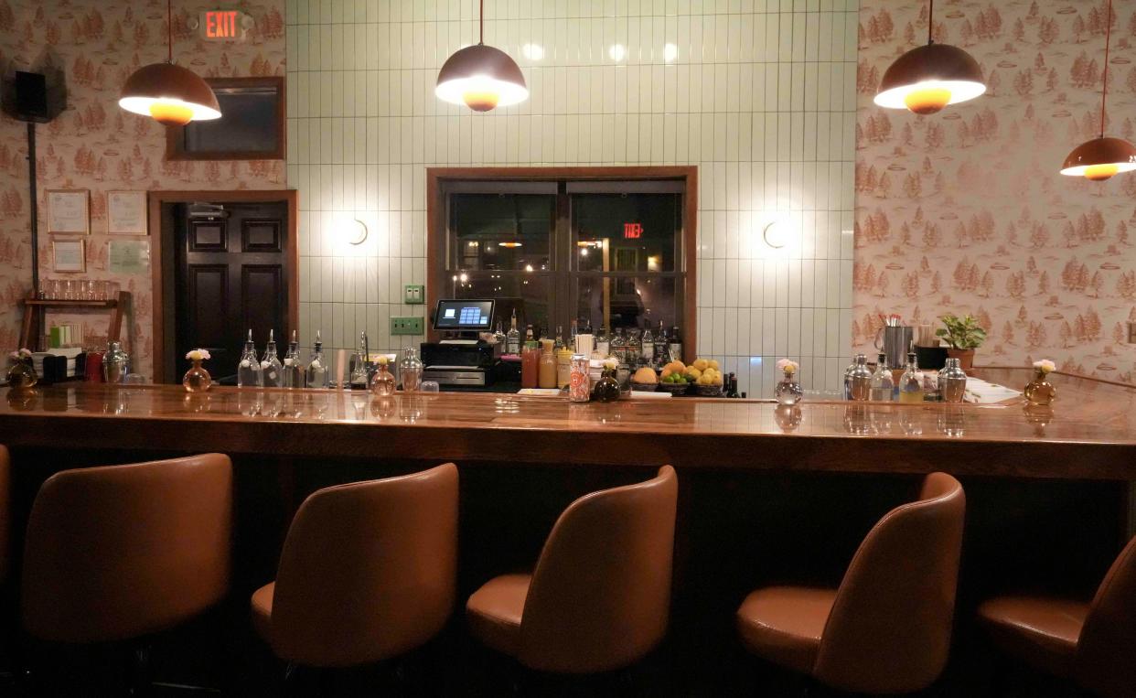 The bar at Heirloom MKE serves crafty cocktails, beer brewed in the Midwest and thoughtful non-alcoholic options.