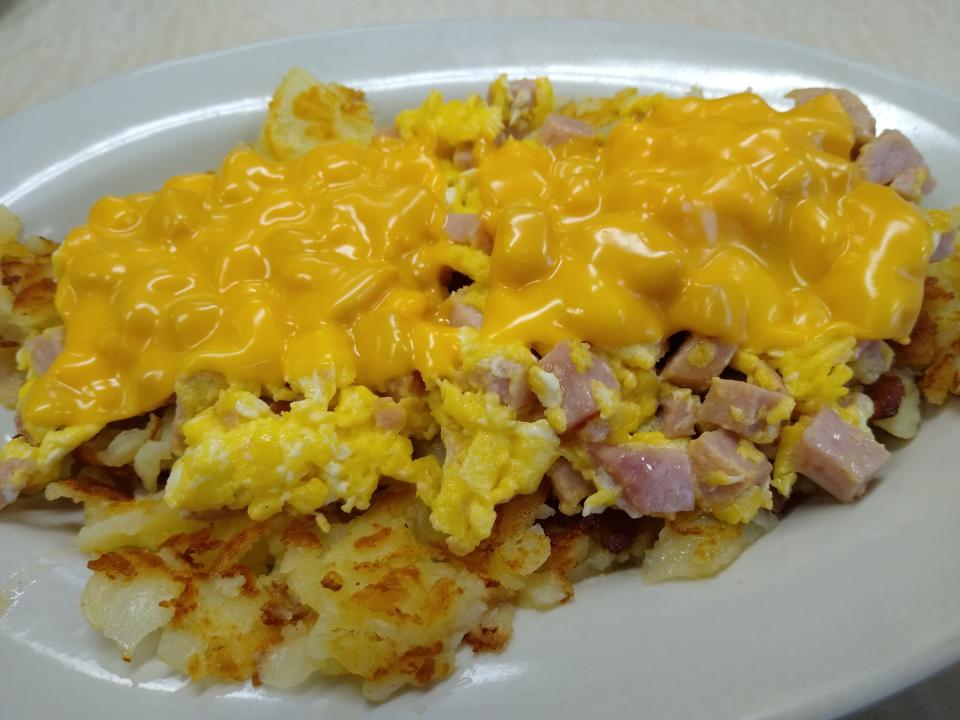 Hop’s Scrambler is served at the Eat ’n’ Run on Kenmore Boulevard in Akron.