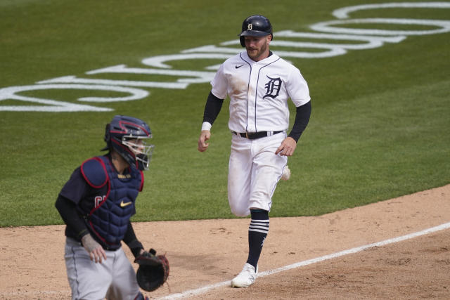 Teheran, early runs boost Tigers over Indians, 5-2