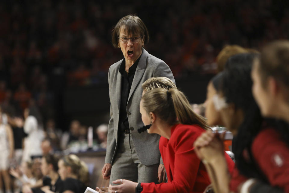 Stanford's head coach Tara Vanderveer calls instructions to the team's bench during the first half of an NCAA college basketball game against Oregon State in Corvallis, Ore., Sunday, Jan. 19, 2020. (AP Photo/Amanda Loman)