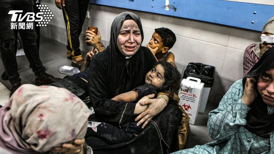 加薩地區遭空襲的醫院的死亡人數突破700人。（圖／達志影像美聯社）