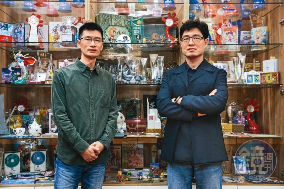 大宇總經理蔡明宏（右）、《軒轅劍柒》製作人楊淵升（左）表示會持續在單機遊戲領域努力。