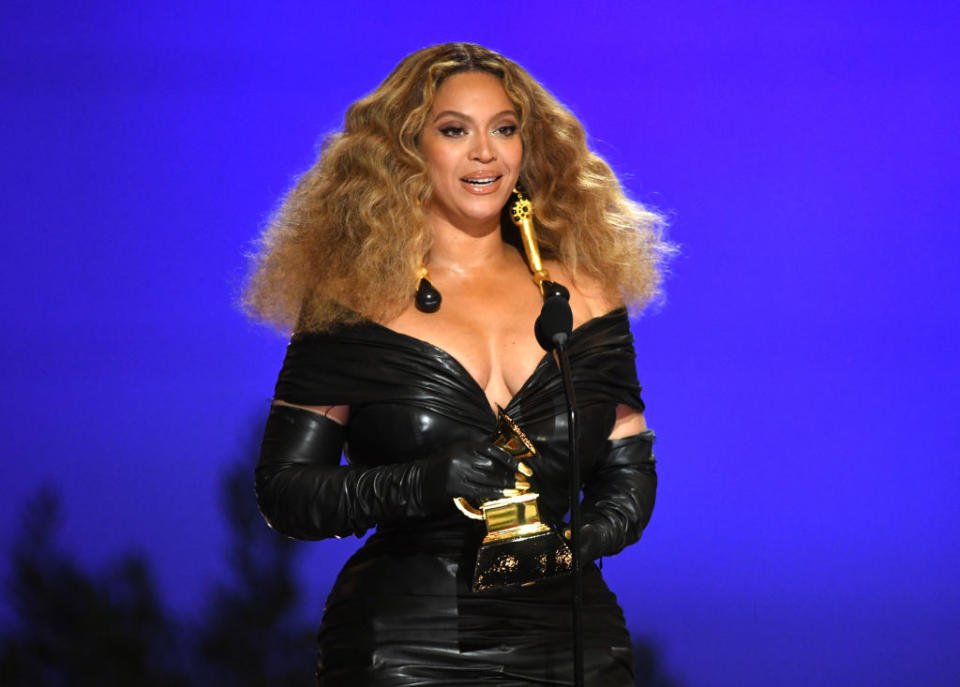 Beyoncé holding an award