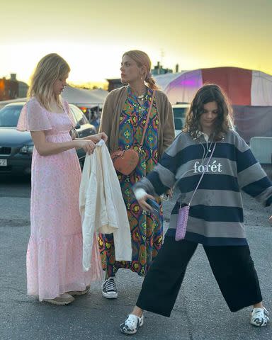<p>Busy Philipps/Instagram</p> Busy Phillipps and her daughters