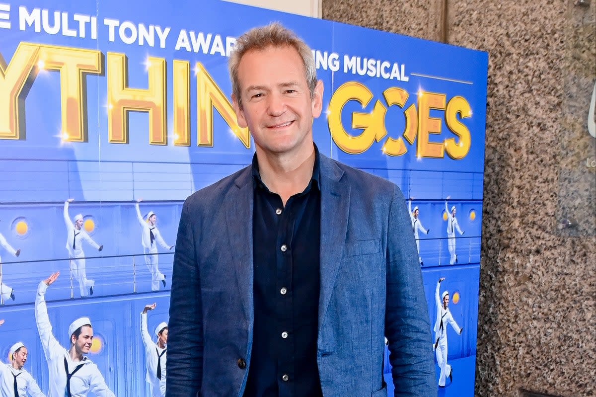  Alexander Armstrong (Dave Benett)