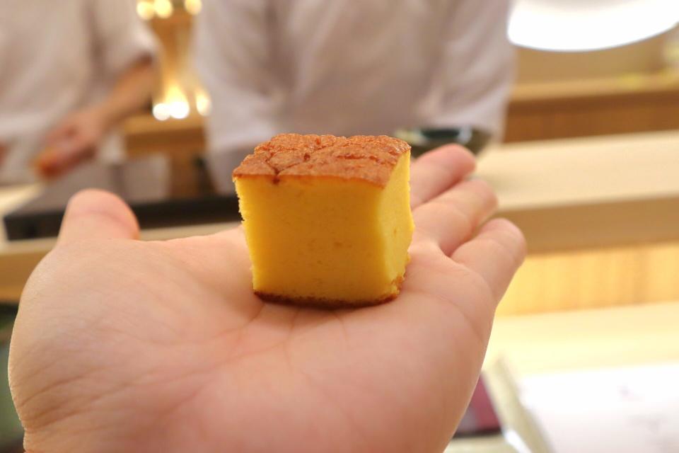 sushi kawasemi - tamago