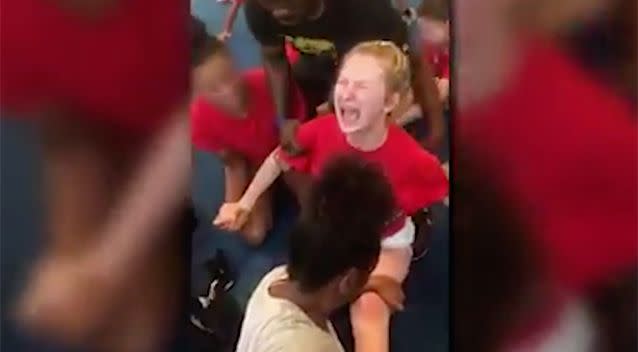 Watch Shocking Video Shows Cheerleader Scream As She Is Forced Into Splits