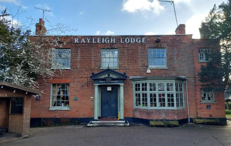 Echo: Plans - The Rayleigh Lodge