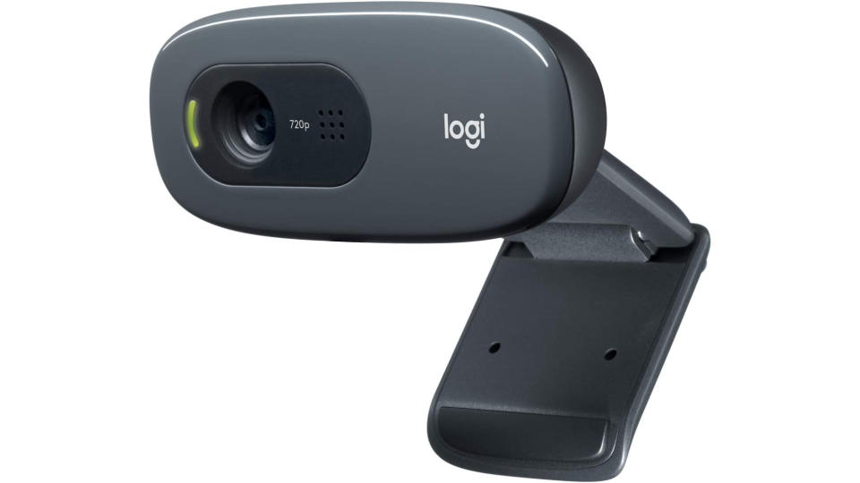 Logitech 960-000584 C270 Desktop or Laptop Webcam, HD 720p Widescreen for Video Calling and Recording Black. (Photo: Amazon SG)