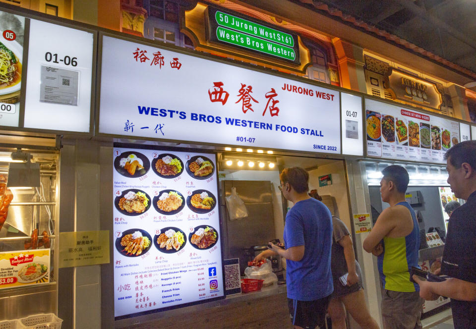 Jurong West Hawker Centre - Wests Bros stallfront