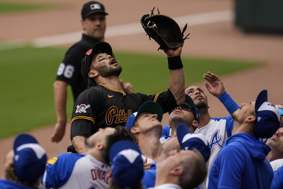 Pittsburgh Pirates first baseman Connor Joe (2) looks for a fould ball against the Atlanta Braves in the first inning of a baseball game, Saturday, June 29, 2024, in Atlanta. (AP Photo/Mike Stewart)