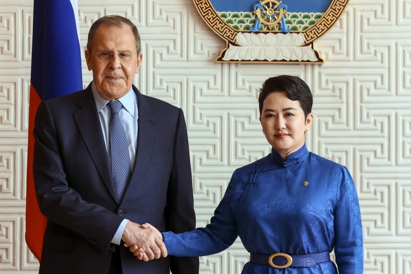 2022年7月，俄羅斯外交部長拉夫羅夫與蒙古外長巴孟會面（AP）