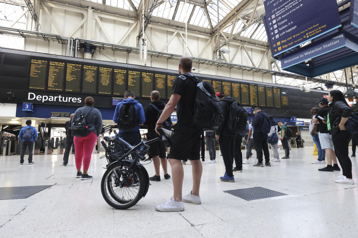 Une nouvelle grève des chemins de fer au Royaume-Uni met les services ferroviaires à rude épreuve