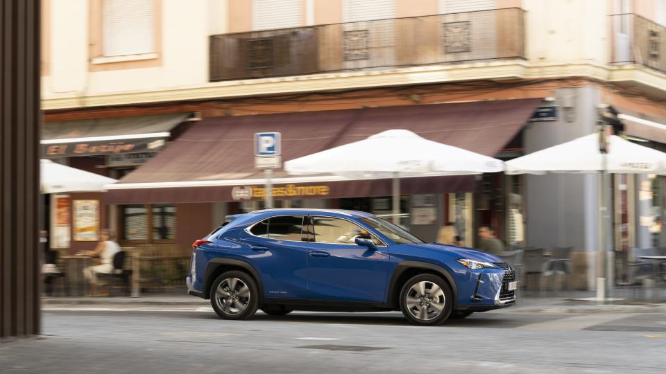 The Lexus UX 300e