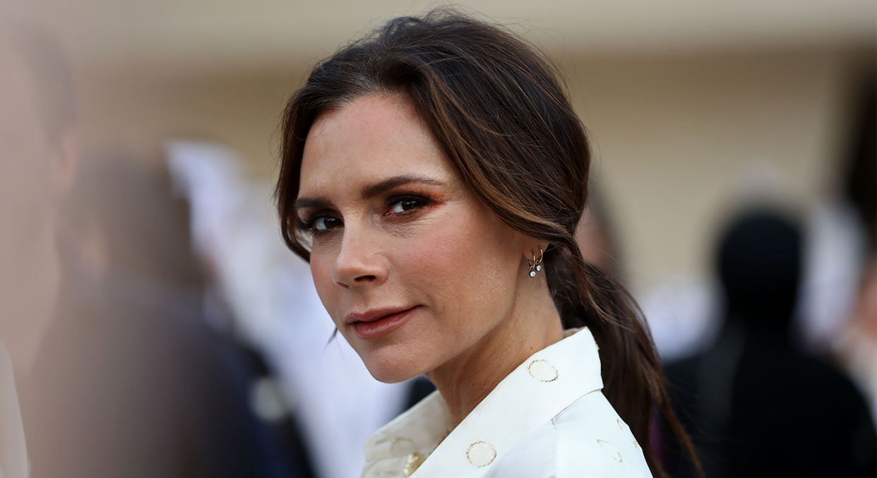 Victoria Beckham's go-to summer hat is only £59 [Photo: Getty Images]