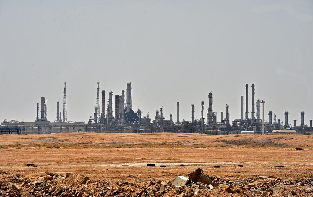 A picture taken on September 15, 2019 shows an Aramco oil facility near al-Khurj area, just south of the Saudi capital Riyadh. - Saudi Arabia raced today to restart operations at oil plants hit by drone attacks which slashed its production by half, as Iran dismissed US claims it was behind the assault. The Tehran-backed Huthi rebels in neighbouring Yemen, where a Saudi-led coalition is bogged down in a five-year war, have claimed thi weekend's strikes on two plants owned by state giant Aramco in eastern Saudi Arabia. (Photo by FAYEZ NURELDINE / AFP)        (Photo credit should read FAYEZ NURELDINE/AFP/Getty Images)