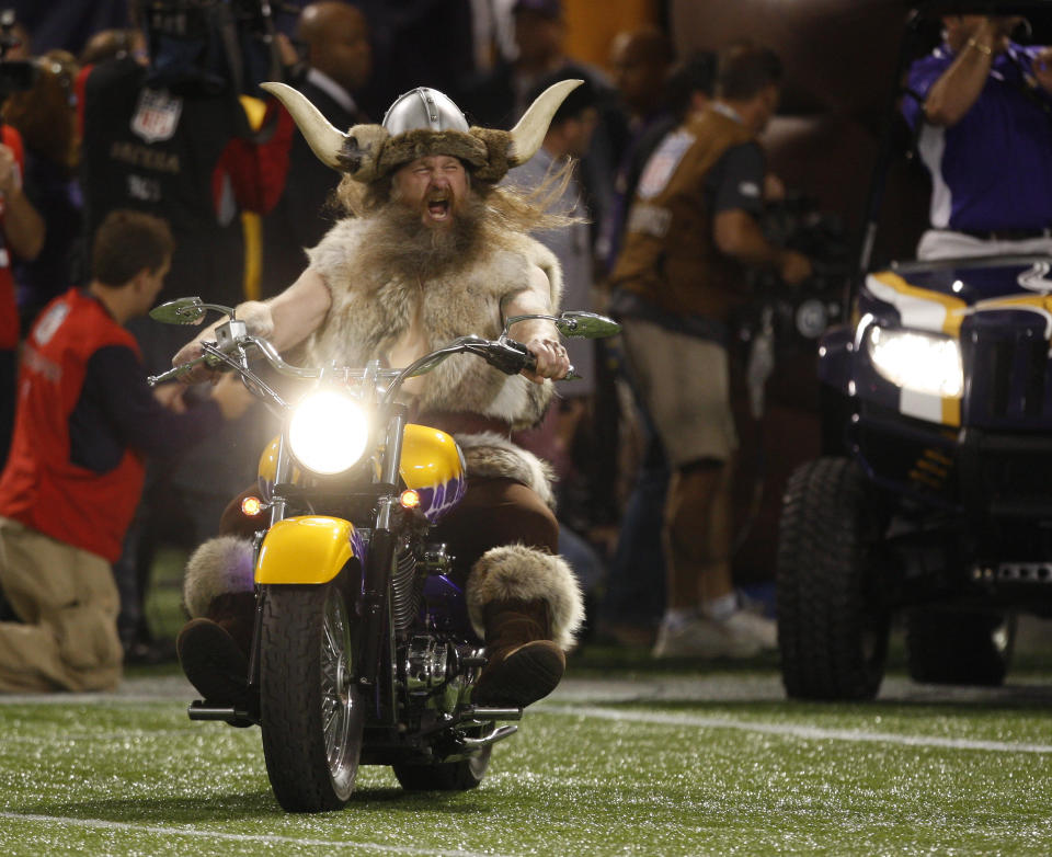 <p>Minnesota Vikings mascot Ragnar drives onto the field before the NFL football game between the Minnesota Vikings and the Dallas Cowboys Sunday, Oct. 17, 2010 in Minneapolis.(AP Photo/Andy King) </p>